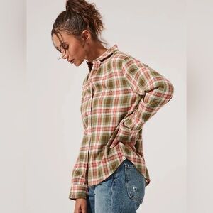 Pact | Women’s ‘Army Green’ Plaid Fireside Flannel Organic Button Down Top Sz L